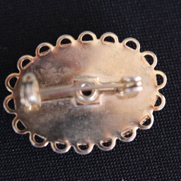 Vintage Cabochon Brooch w/ Metal Frame - Picture 5 of 6